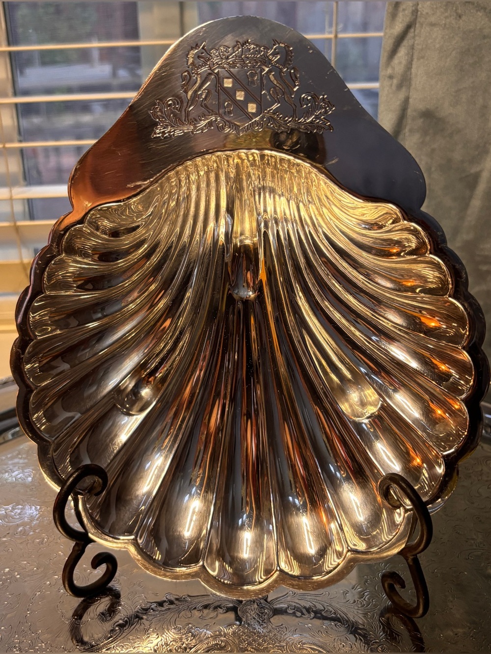Vintage Barker Brothers England Silverplate Scallop Shell Serving Dish 10” x 8”